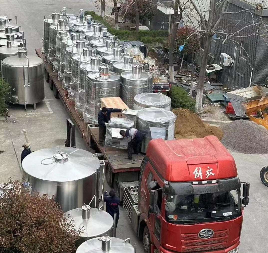 辦一個(gè)白酒廠需要投資多少錢？